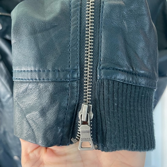 Guess Jacket - Picture 5 of 8